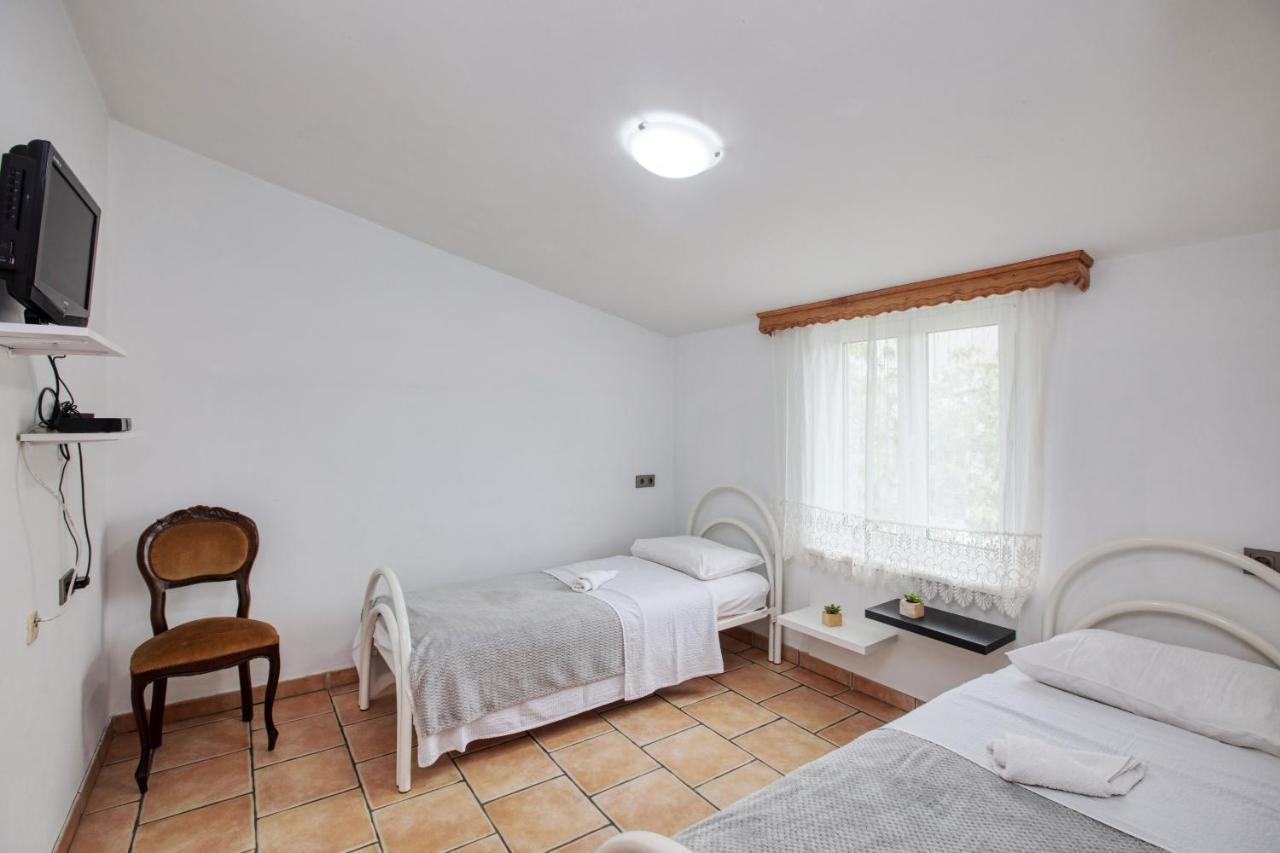 Seaside Holiday House Stupin Celine, Rogoznica - 19871 Dış mekan fotoğraf